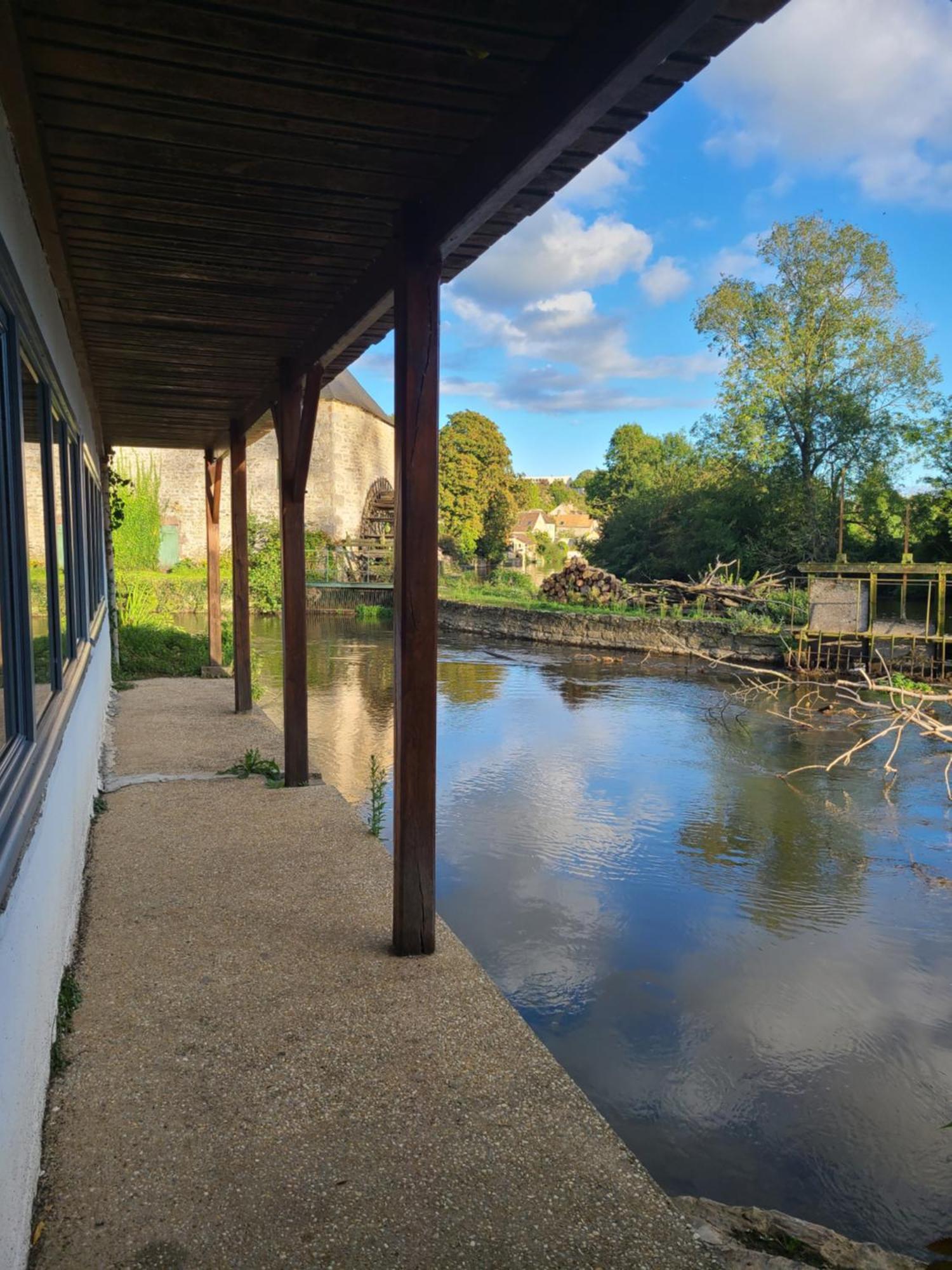 Maison Avec Jardin En Bord De Riviere Villa Fresnay-sur-Sarthe Bagian luar foto